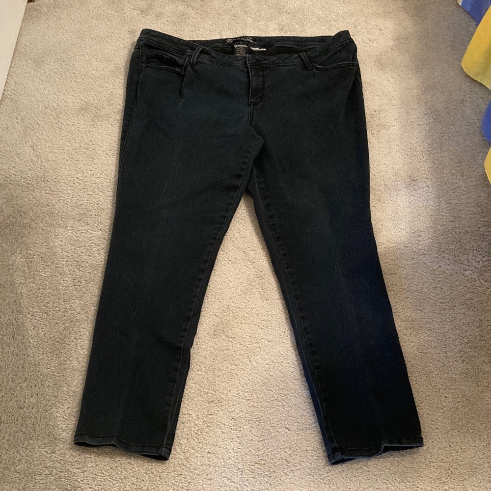 Source of Wisdom Women's Black Skinny Jeans